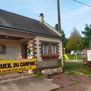  Camping Le Val Aux Fees - Broceliande